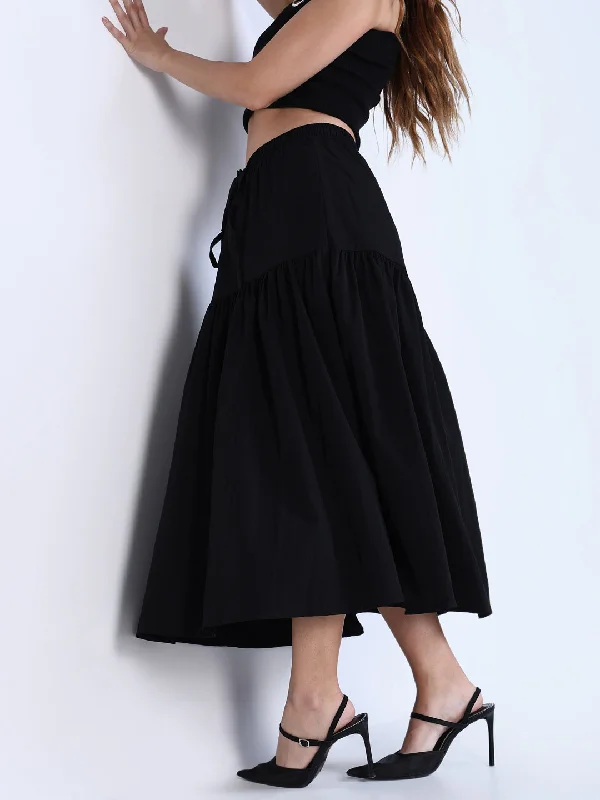 Women Black Solid Flared Skirt