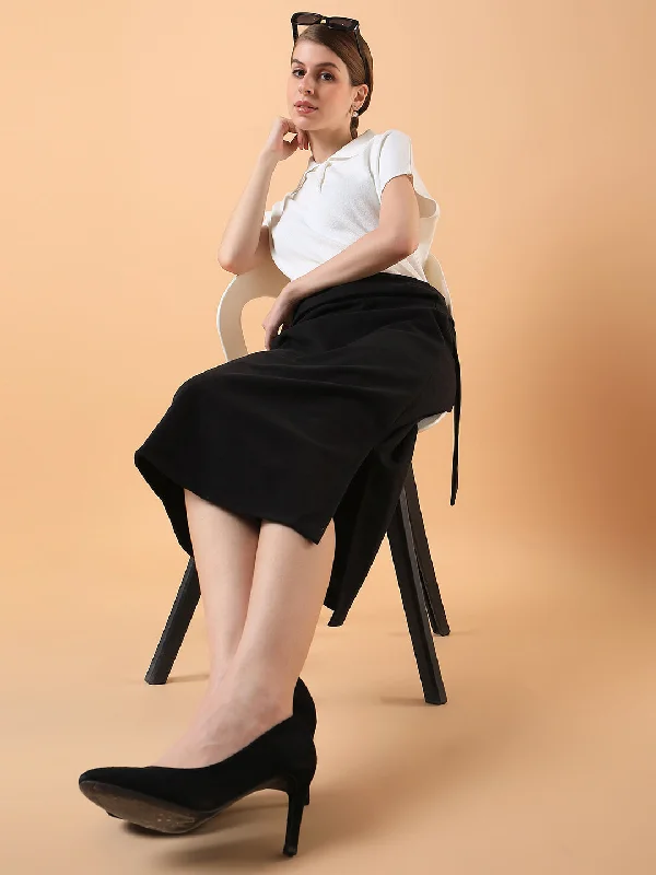 Women Solid Black Straight Midi Skirt