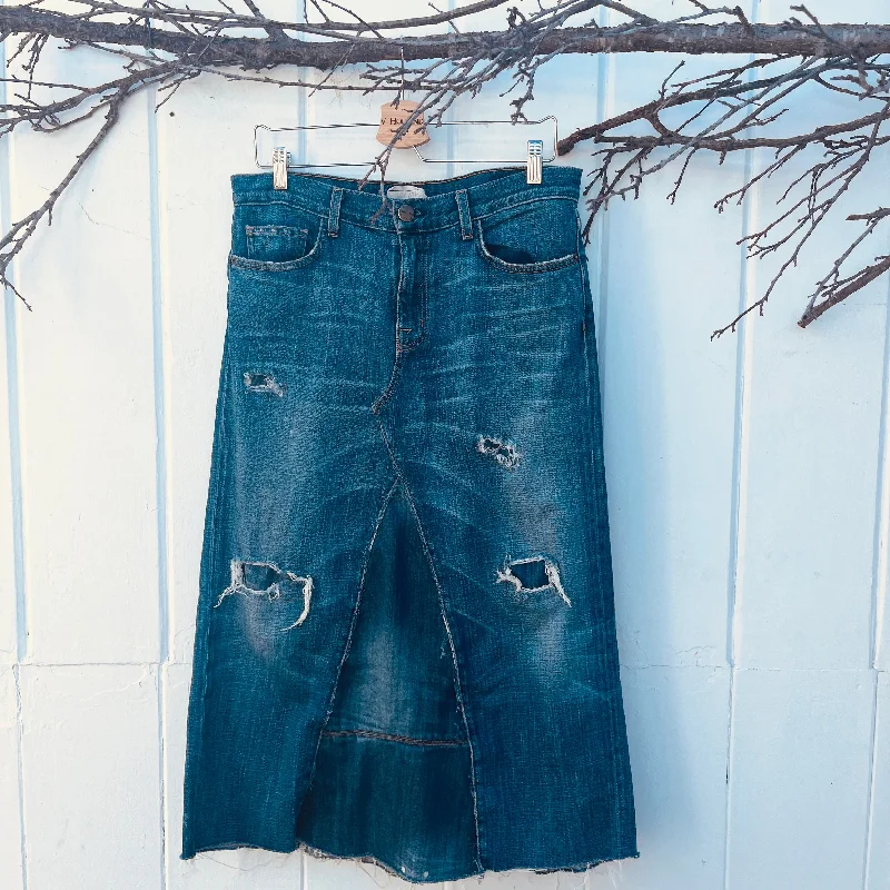 VH-DS39 Denim Skirt Size 8/10