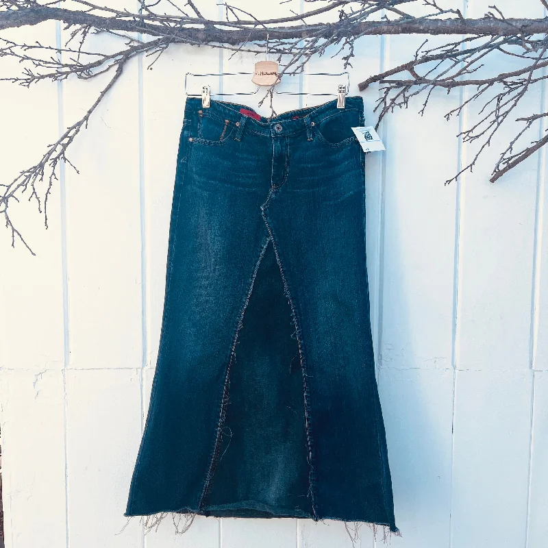 VH-DS37 Denim Skirt Size 6/8