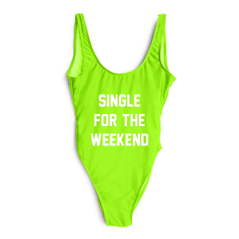 SINGLE FOR THE WEEKEND [SWIMSUIT]