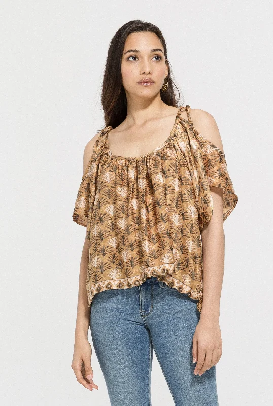 Hot and Cold Shoulder Top Athletic Women's High - 