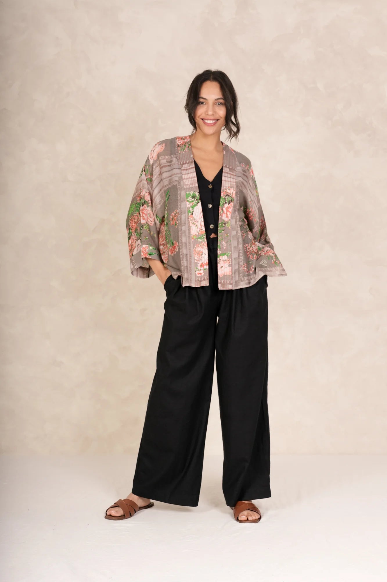 Neon Rose Beige Kimono Youthful Women's Pop