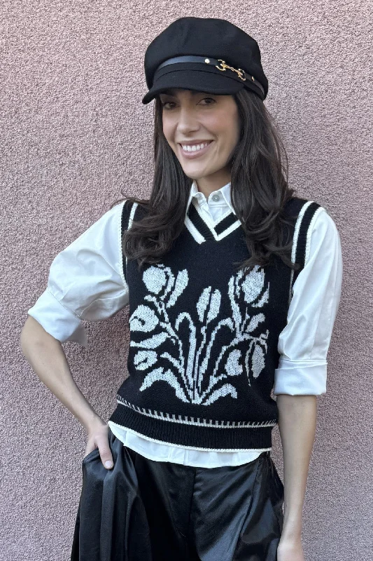 Tulip Knit Vest - Black and White Earthy Women's 