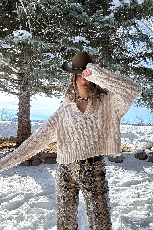 Riverstone Cream Cableknit Sweater